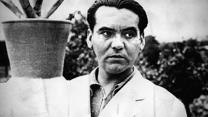 Biografía de Federico García Lorca: Vida, Obras y Aportes a la Literatura