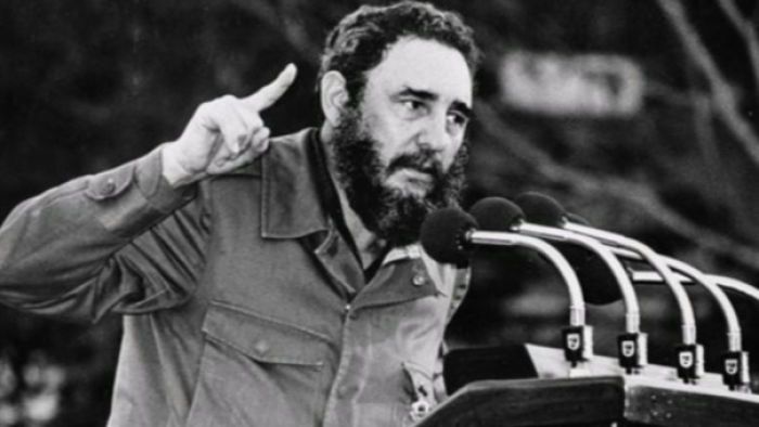 Resumen de la Biografía de Fidel Castro: Vida y Obra