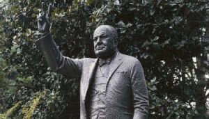 Biografía Corta de Winston Churchill