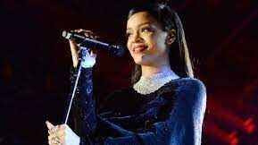 Robyn Rihanna: La Cantante